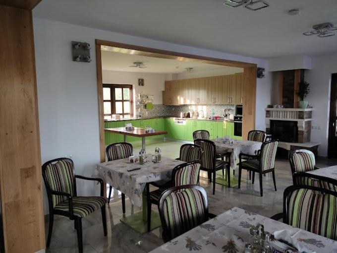 Отель Nut House Retezat Nucsoara  Экстерьер фото